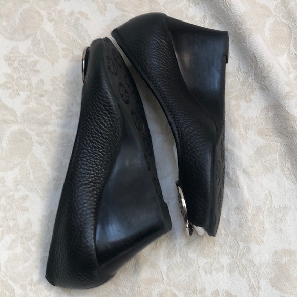 Tory Burch - Picture 3 of 6